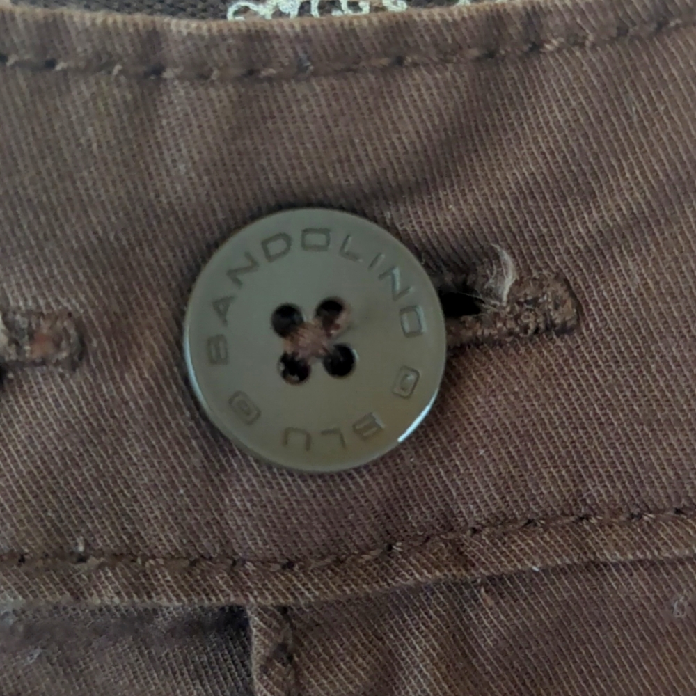 Bandolino Capris Pants Sz 6, Maureen Style Brown Cuffs Comfort Stretch EUC - Picture 6 of 12